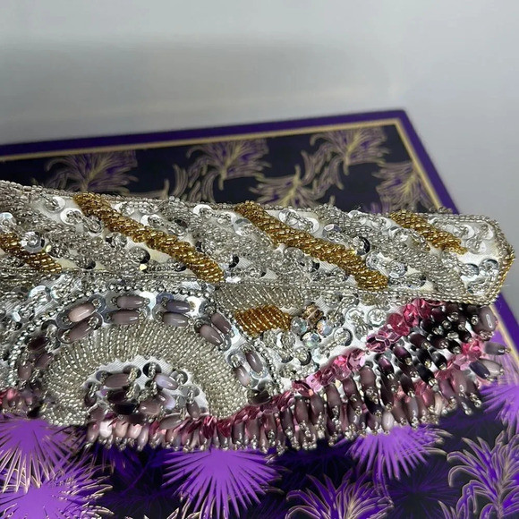 Vintage Beaded Bag - Picture 4 of 9